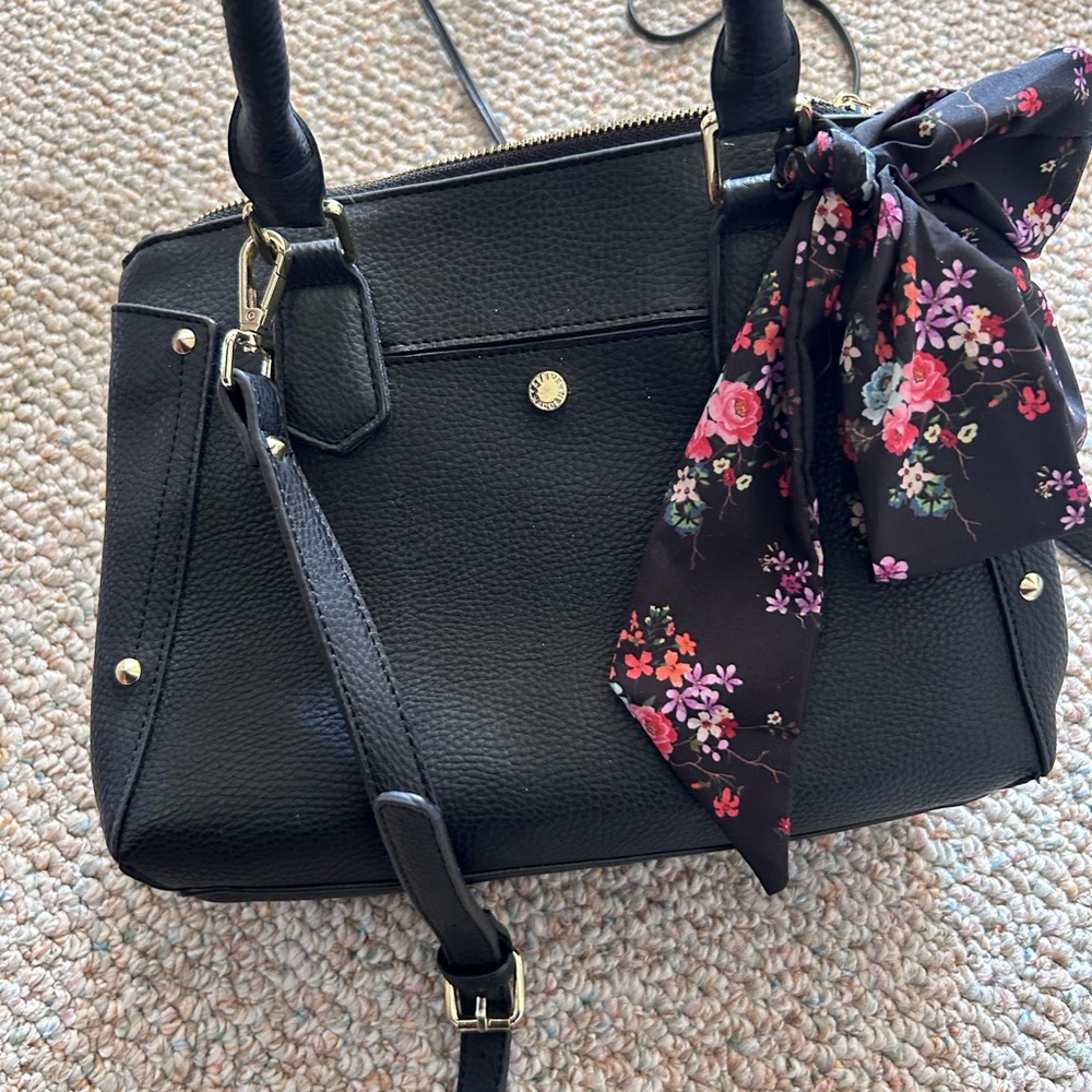 Black Steve Madden purse